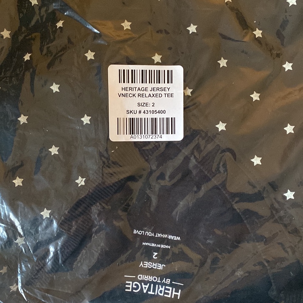 Torrid Size 2 (18/20) Jersey V-neck Relaxed Tee - Picture 5 of 7